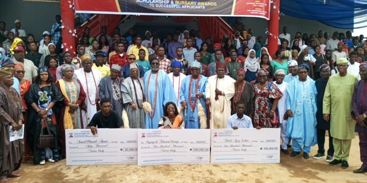IKORODU DIVISION PEACE INITIATIVE AWARDS N20M SCHOLARSHIP, BURSARY TO 184 STUDENTS IN TERTIARY INSTITUTIONS.