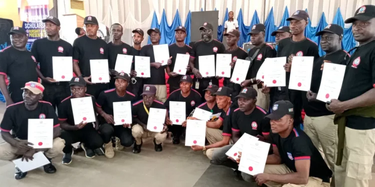 IKORODU DIVISION PEACE INITIATIVE ANNOUNCES ₦10,000 PAY RISE FOR LOCAL TASK FORCE OUTFIT ~ INN Nigeria